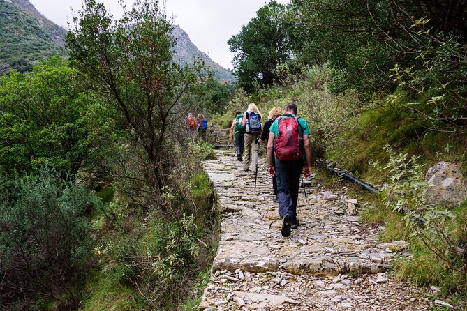 Hiking in Ridomo Gorge With Picnic - Essential Items to Pack for the Hike