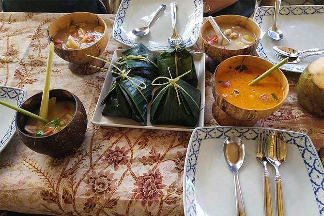 Home Style Family Class With Fruit Carving and Market Tour - Whats Included