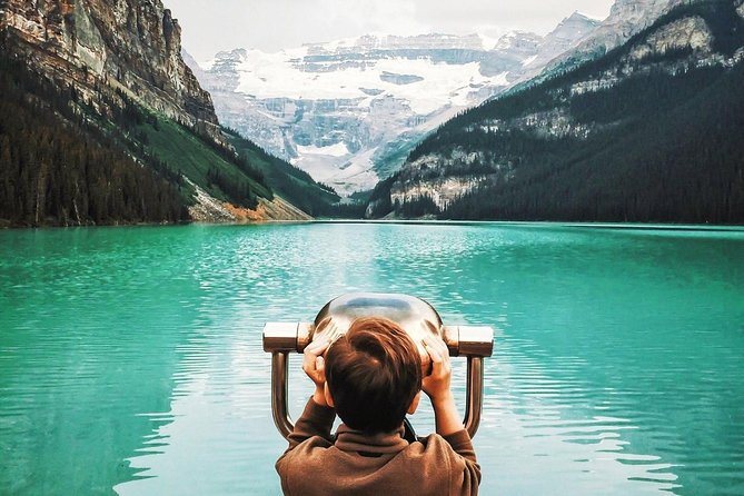Hop-On and Hop-Off Banff Bus - On-Board Guides and Services