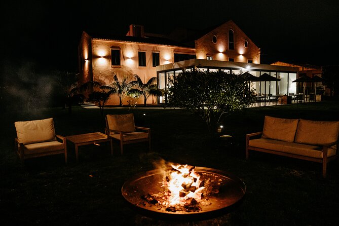 Hot Water Pool Bath Inside Pineapple Plantation & Dinner - Meeting and Pickup