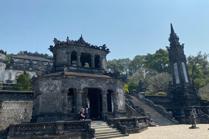 Hue Private Shore Excursions - Indulging in Delicious Local Cuisine
