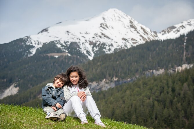 Interlaken: Best of Swiss Villages Private Tour With Food Tasting - Local Guide Expertise