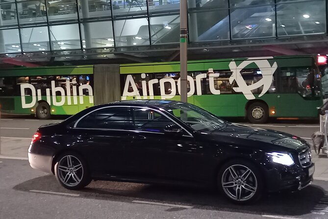 Ireland Private Transfer: Kilkea Castle to Dublin - Meeting and Pickup Information