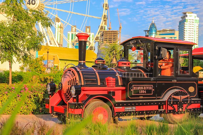Island of Legend Entrance Eye of Emirates Wheel & Time Train Ride - Eye of Emirates Wheel Experience