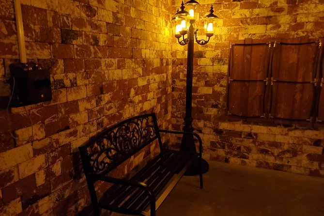 Jack the Ripper Escape Room Game for Private Group - Whats Included