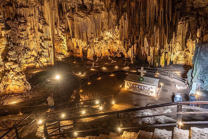 Jeep Safari True Crete Melidoni Cave, Secrets of Honey, Olive Oil - Unveiling the Secrets of Honey