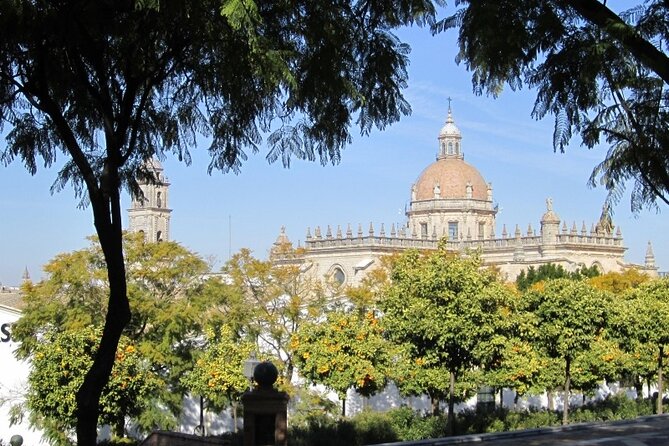 Jerez Historic Guided Tour With Horse Show and Winery Visit - Traveler Photos