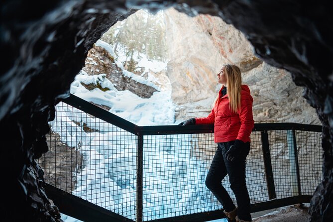 Johnston Canyon Icewalk - What to Expect