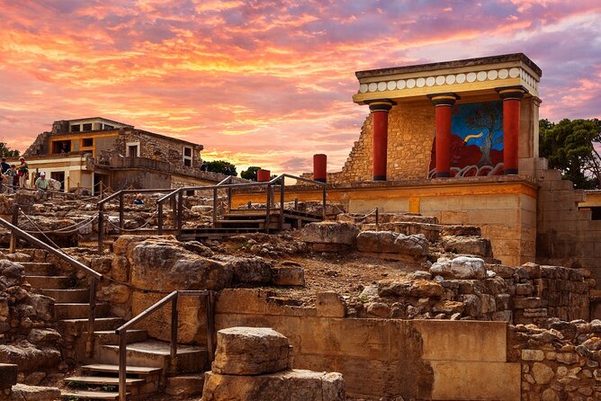 Knossos and Museum Private Tour From Chania(Price per Group of 6) - Inclusions