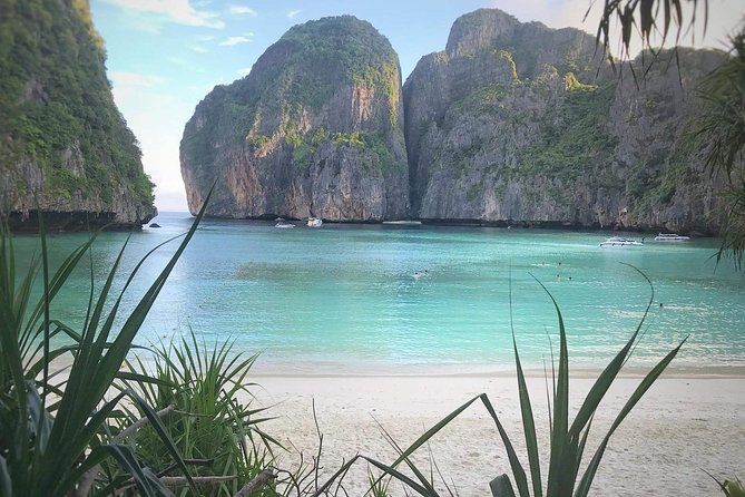 Koh Bulone to Koh Phi Phi by Satun Pakbara Speed Boat - Common Questions