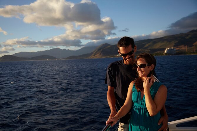 Kona, Big Island of Hawaii: Sunset Sailing Cruise - Meeting and Pickup
