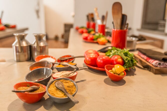 LAtelier Madada Moroccan Cooking Workshop in Essaouira - Shopping at the Spice Souks