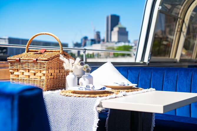 Le Bateau-Mouche Picnic Cruise in Montreal - Reviews and Ratings