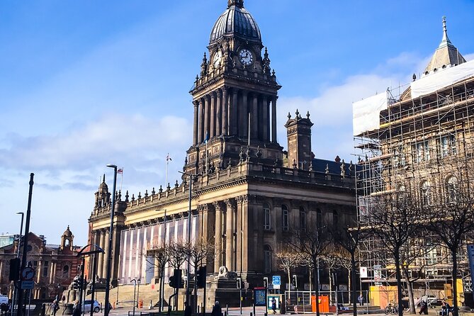 Leeds Tour App, Hidden Gems Game and Big Britain Quiz (1 Day Pass) UK - Meeting and Pickup