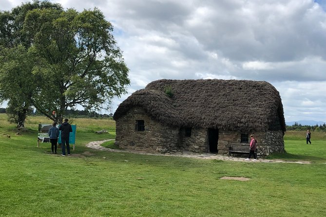 Loch Ness,Culloden Battlefield,Cawdor Castle & Much More From Inverness City - Positive Reviews About Guides