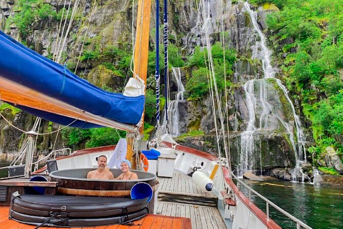Lofoten Islands Luxury Trollfjord Cruise With Lunch From Svolvær - Exploring Inaccessible Places