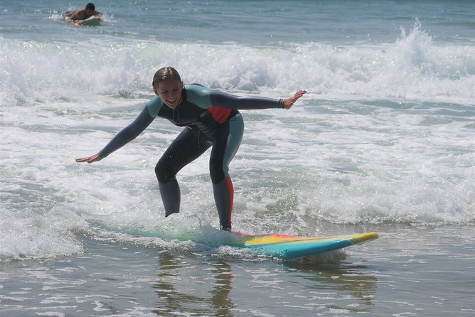 Los Angeles: Small-Group Surfing Lesson - Lesson Inclusions and Meeting Details