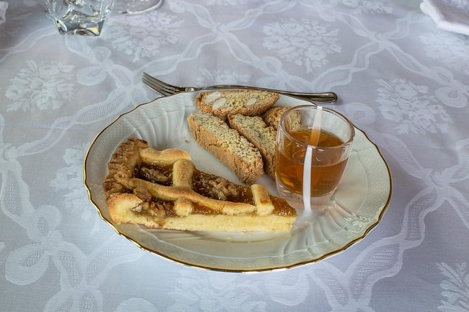 Lunch or Dinner and Cooking Demo at a Local Home in Viareggio - Date and Travelers
