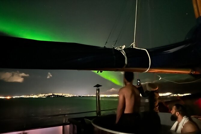 Luxury Northern Lights Cruise With Hot Tub and Dinner - Customer Reviews