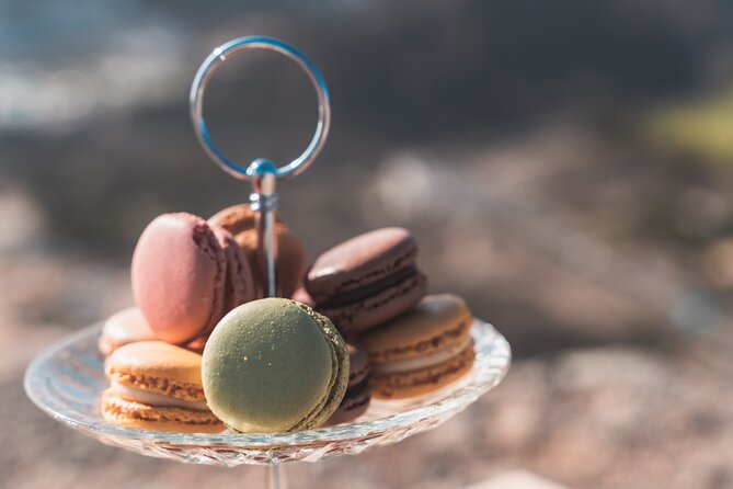 Luxury Sunset Picnic With Photo Shoot - Luxurious Picnic Set-Up