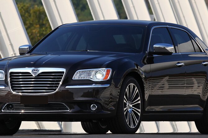 Malaga Airport (Costa Del Sol) Private Arrival Transfer - Start Time and Opening Hours