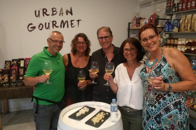 Marbella Old Town Tour With Tapas and Wines - Inclusions of the Tour