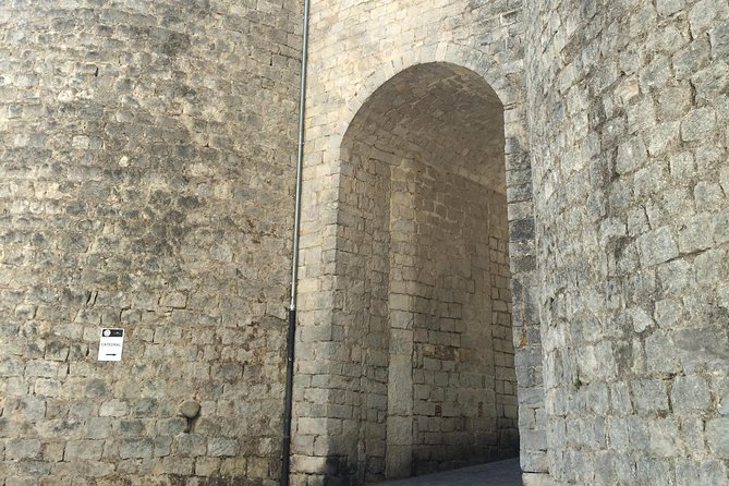 Medieval Heritage Girona And Besalu Private Tour - Scenic Attractions