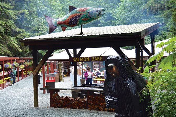 Mendenhall Lake Kayak and Salmon Bake Adventure - All-You-Can-Eat Salmon Bake