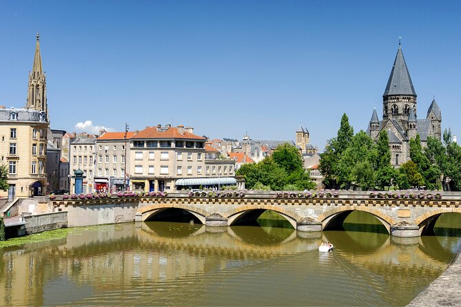 Metz Scavenger Hunt and Best Landmarks Self-Guided Tour - Tour Inclusions and Experience