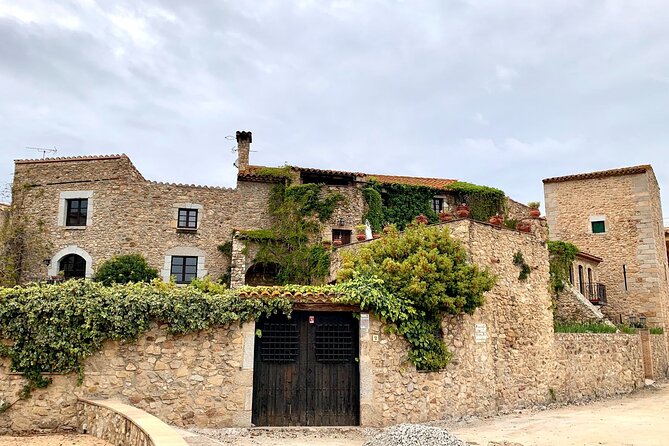 Modern, Inventive Catalan Cooking Class in Girona - Date and Travel Information