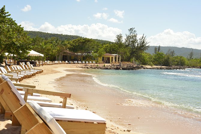 Montego Bay: Bamboo Beach Club VIP Access With Lunch & Cocktails - VIP Package Inclusions