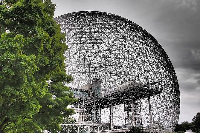 Montreal City Sightseeing Tour With Live Commentary - Live Commentary and Expert Guide