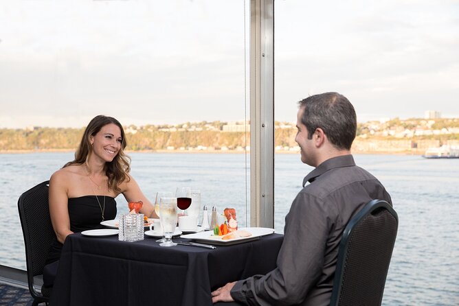 Montreal Gourmet Dinner Cruise With Music - What to Expect
