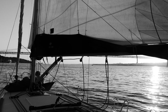 Morning Sailing Tour in Tagus River From Lisbon - Meeting Point and Directions