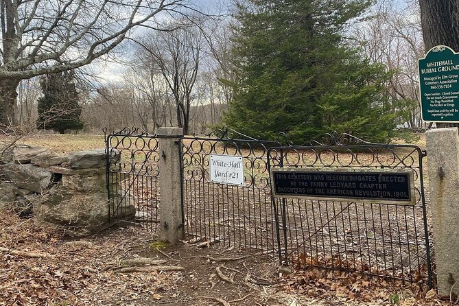 Mystic Moonlit Graveyard Ghost Tour - Meeting and Pickup Information