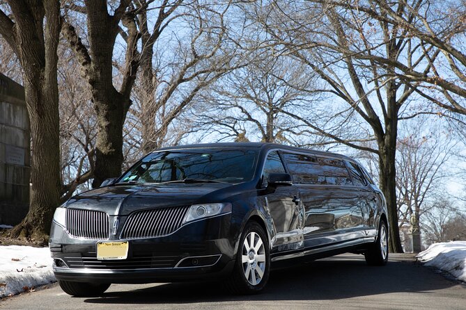 New York City Airport Departure Transfer by Limo LGA JFK EWR - Overview