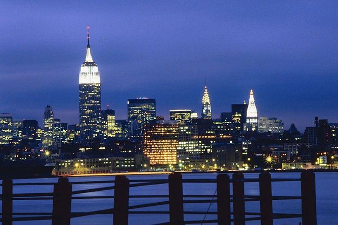 New York City Private Night Tour With Driver-Guide - Explore Iconic Landmarks and Vibrant Neighborhoods