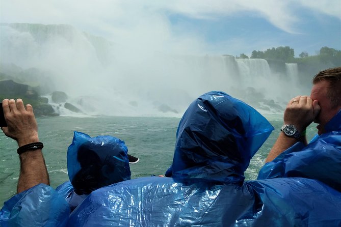 Niagara Falls Canadian Side Tour and Maid of the Mist Boat Ride Option - Reasons to Choose This Tour