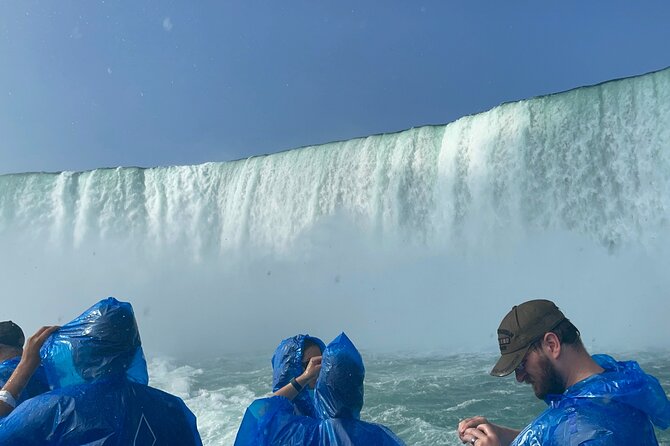 Niagara Falls Winter Wonderland and Cave of the Winds Ticket - Pickup and Meeting Information