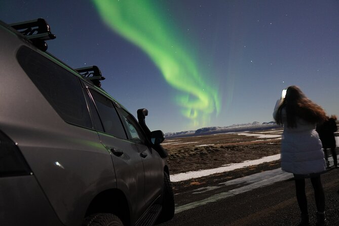 Northern Lights in Luxury Off-Road SUV With Photos and Treats (Private 1-6 Pax) - Accessing Off-The-Beaten-Path Locations