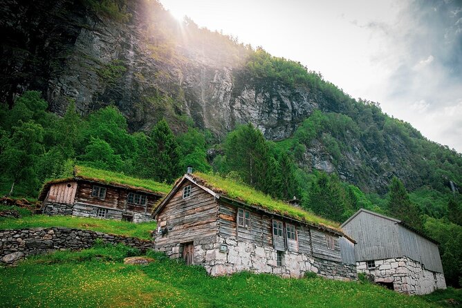 Norway: Geirangerfjord Small-Group RIB Boat Tour  - Andalsnes - Tour Experience