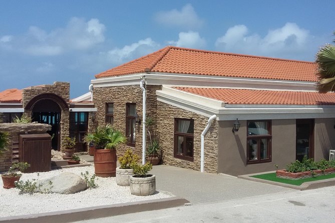 Palm Eagle Beach Private Transfer Services  - Palm - Eagle Beach - Meeting and Pickup Details
