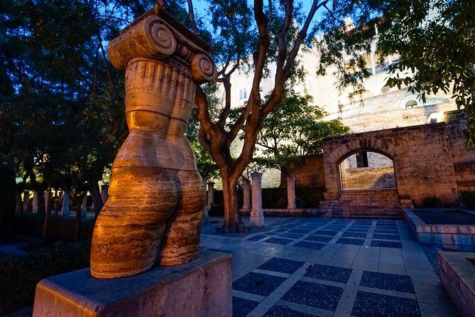 Palma Night Walking Tour - Old City Center Charm