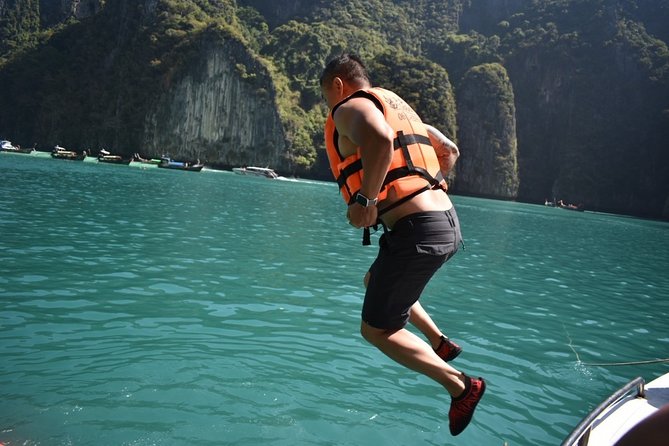 Phi Phi Islands Speedboat Full-Day Tour From Phuket With Buffet Lunch - Inclusions and Amenities