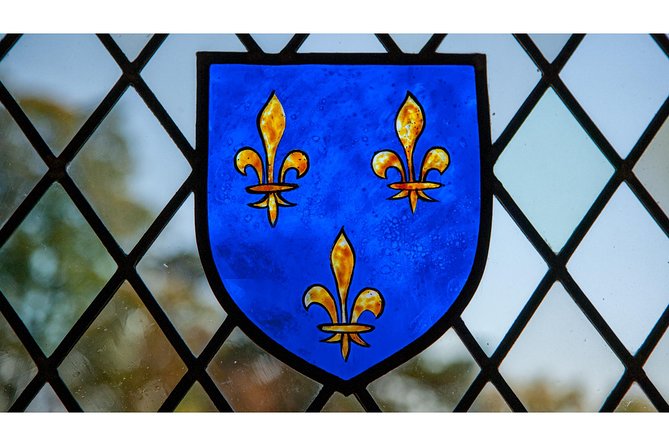 Photography Tour of Château Clos Lucé - Inclusions