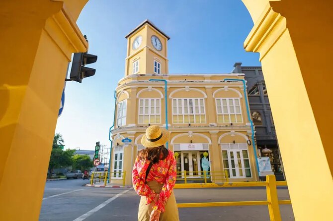 Phuket City Tour to Old Town Market, Chinese Temple and Museum - Visiting the Chinese Temple