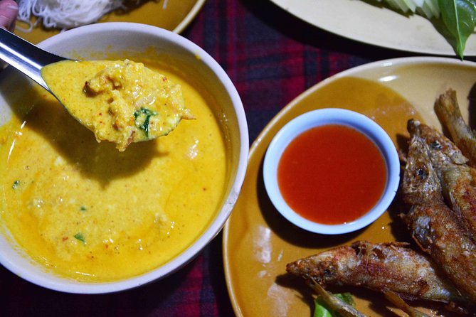 Phuket Night Food Tour & Old Towns Magical Lights - Experiencing Multicultural Flavors on the Foodie Tour