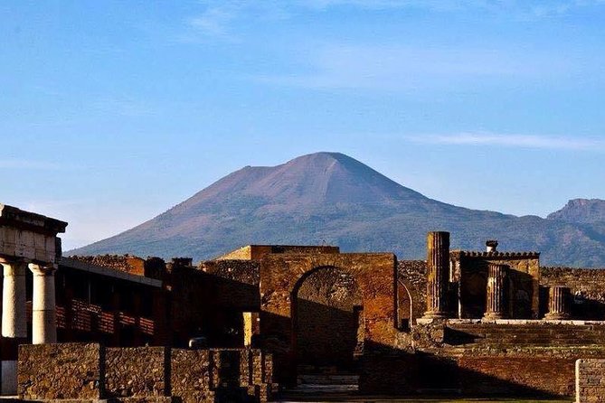 Pompeii Archaeological Site Walking Tour Tickets With a Real Archaeologist - Guides Knowledge and Expertise