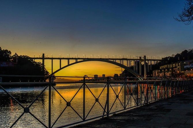 Porto Heritage Night Tour With Fado Show And Dinner Included - Logistics