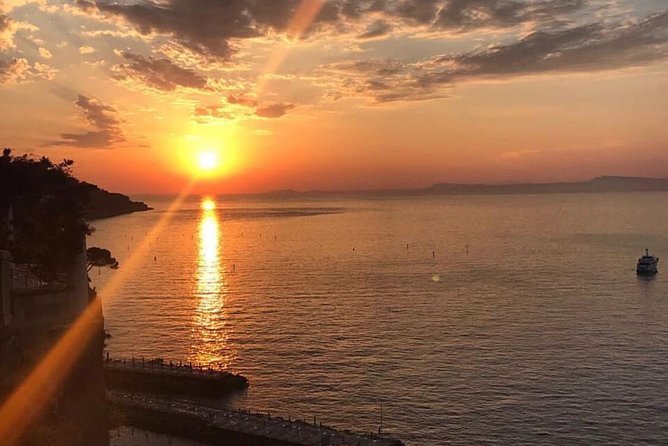 Positano Sunset Cruise - Small Group Experience